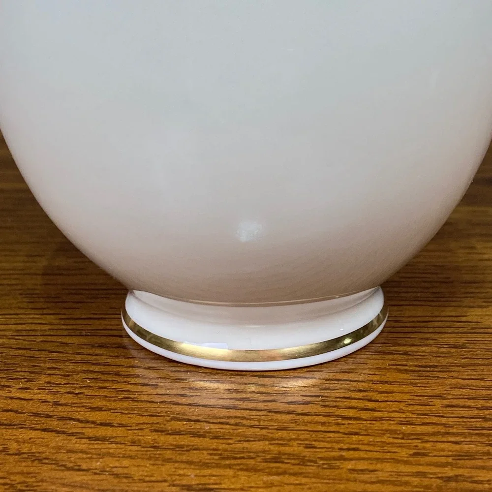 Lenox Vase Ivory Holly Berry Bud Vase Gold Trim‎ Made in USA Christmas Decor
